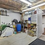 czyść garaż i narzędzia